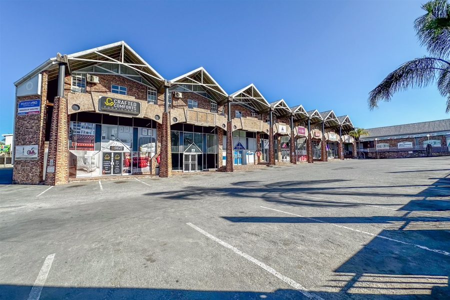 Commercial Property for Sale in Vincent Eastern Cape